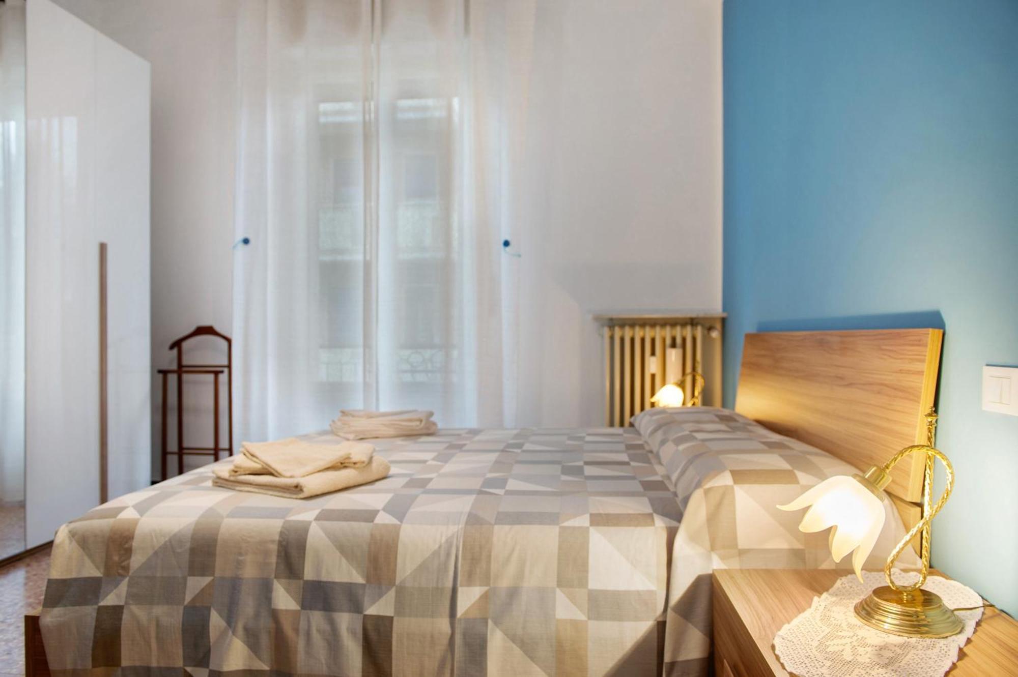 Alesa Apartament Верчели Екстериор снимка