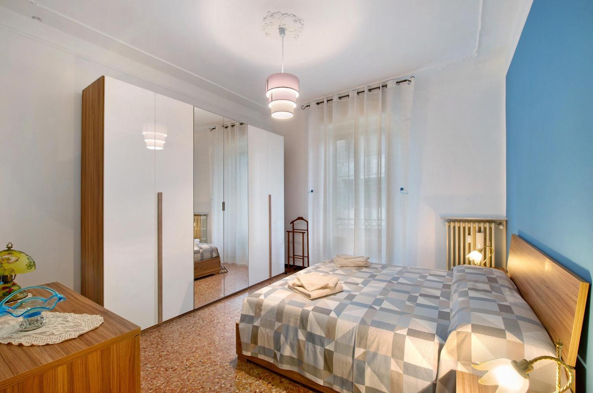 Alesa Apartament Верчели Екстериор снимка